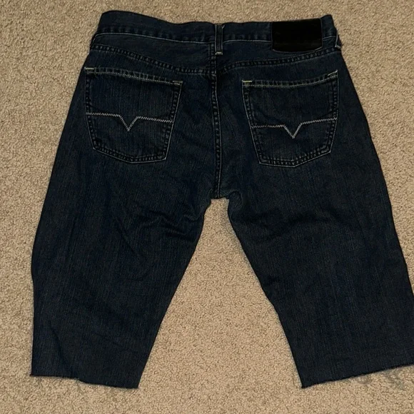 GUESS Dark Denim Shorts - Picture 5 of 6
